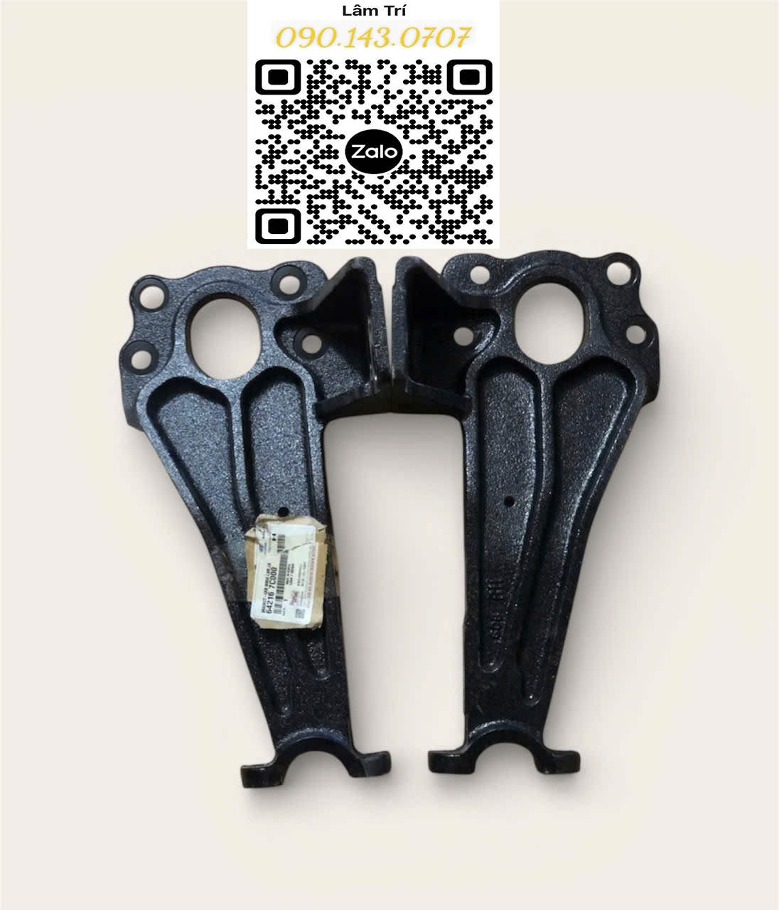 642167C000-642177C000 Trụ Đỡ Cabin Hyundai 15 Tấn